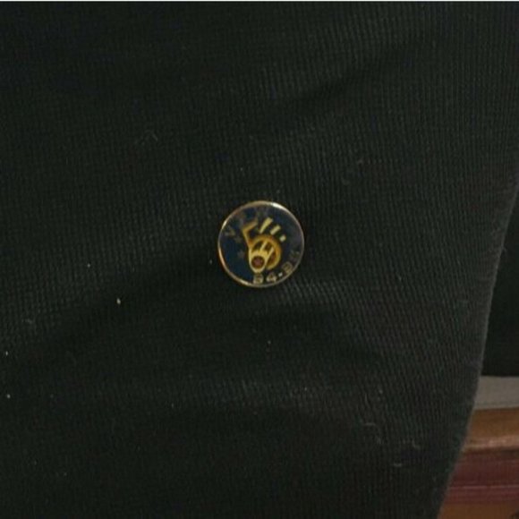 VFW 5 Year Pin 94-95 Gold Toned Enameled 1" diam 1oz - Picture 3 of 4
